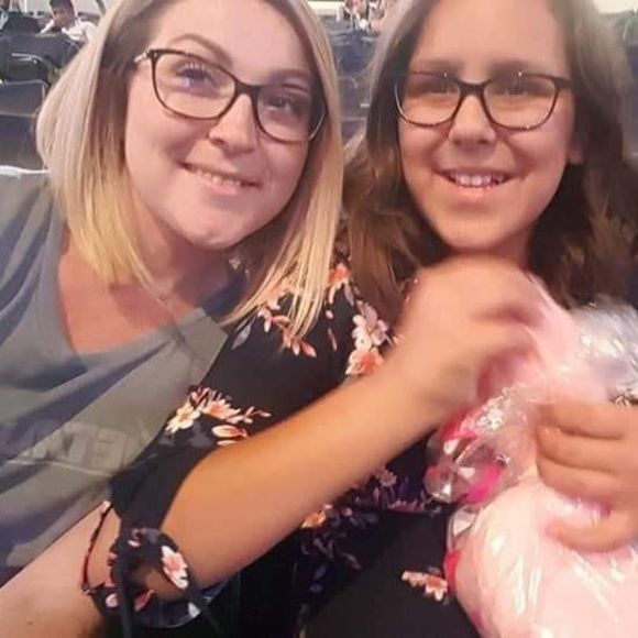 Meet your Posher, Roxanne - Picture 1 of 1